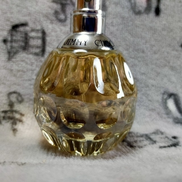 JIMMY CHOO(ジミーチュウ)の☆JIMMY CHOO　EDT　40ml☆ コスメ/美容の香水(香水(女性用))の商品写真