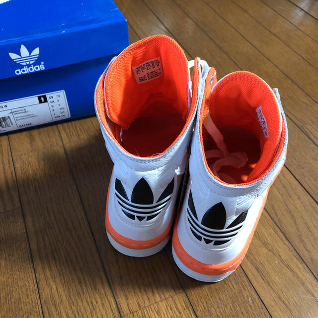 adidas(アディダス)のadidas originals スニーカー メンズの靴/シューズ(スニーカー)の商品写真