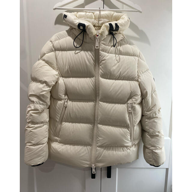 ５５％以上節約 MONCLER モンクレール ダウンジャケット ホワイト ハワイ購入 ダウンジャケット