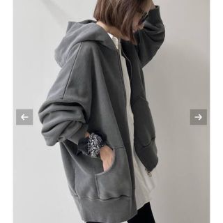 アパルトモンドゥーズィエムクラス(L'Appartement DEUXIEME CLASSE)の 【R JUBILEE/アール ジュビリー】Basic Zip UP(パーカー)