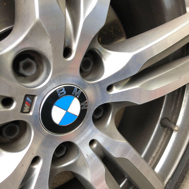 BMW(ビーエムダブリュー)のBMW 社外品 ハブキャップ ホイールセンターキャップ  3個セット　56mm 自動車/バイクの自動車(車種別パーツ)の商品写真