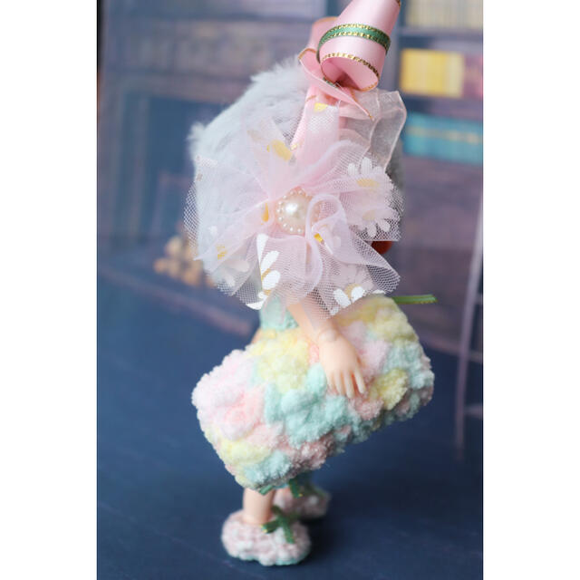 創作ドール　可動ボディ　アヒルちゃん　人形　ブライス　友達　アートドール ハンドメイドのぬいぐるみ/人形(人形)の商品写真
