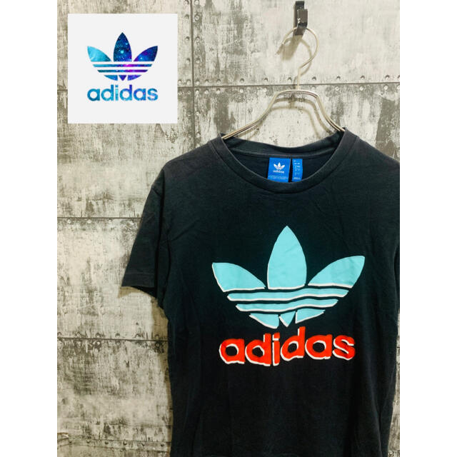 adidas(アディダス)の【廃盤】adidas アディダス originals ビッグロゴ　Tシャツ　黒 レディースのトップス(Tシャツ(半袖/袖なし))の商品写真