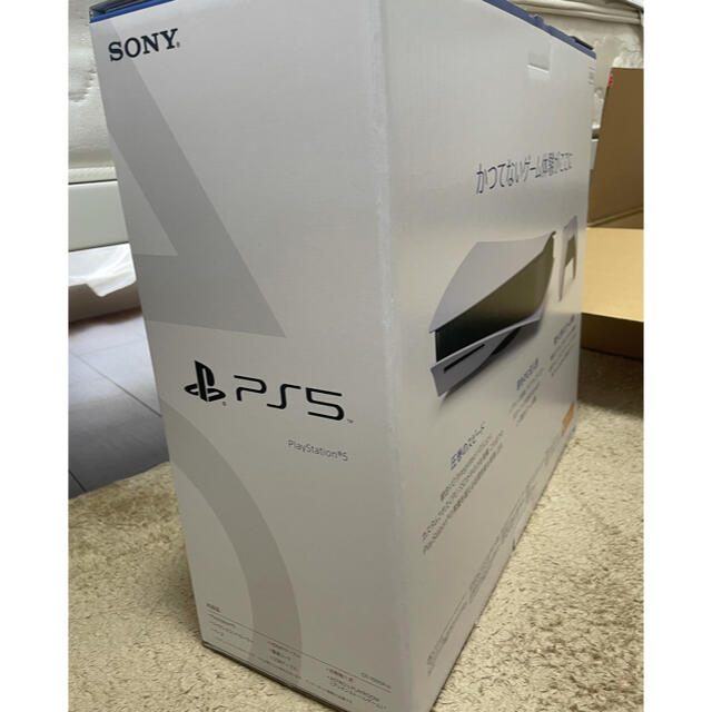 PlayStation(プレイステーション)のPS5 PlayStation5本体　SONY CFI-1000A01 エンタメ/ホビーのゲームソフト/ゲーム機本体(家庭用ゲーム機本体)の商品写真