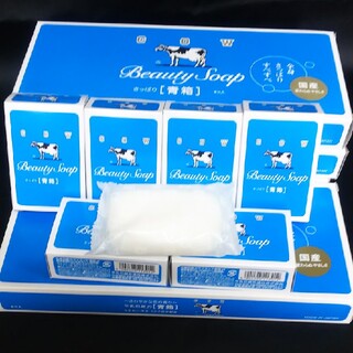 ギュウニュウセッケン(牛乳石鹸)の牛乳石鹸 青箱 85g × 24ケ  1850円(ボディソープ/石鹸)