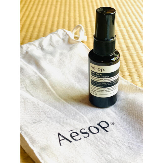 Aesop(イソップ)のイソップ　ボディスプレー　と　ロゴ布袋 コスメ/美容のリラクゼーション(アロマグッズ)の商品写真