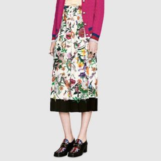 グッチ ガウチョパンツ パンツの通販 3点 | Gucciのレディースを買う