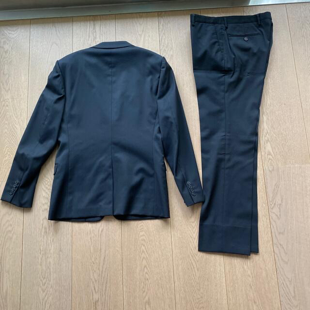 Calvin Klein(カルバンクライン)の＋Jシャツ3枚　＋　カルバンクラインスーツ黒　紺　セット メンズのスーツ(スーツジャケット)の商品写真