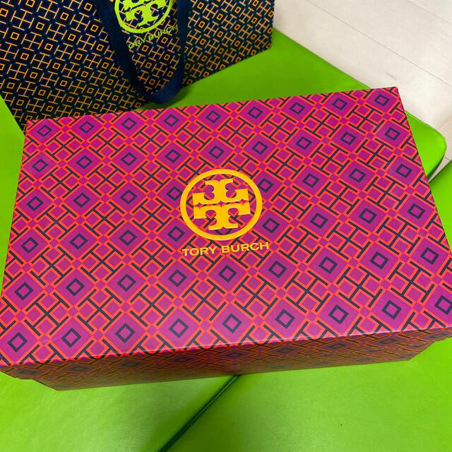 Tory Burch(トリーバーチ)の新品！トリーバーチ　スニーカー　23.5〜24cm 7サイズ レディースの靴/シューズ(スニーカー)の商品写真