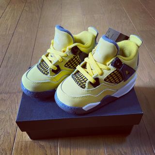 ナイキ(NIKE)の12cm NIKE TD AIR JORDAN 4 TOUR YELLOW(スニーカー)