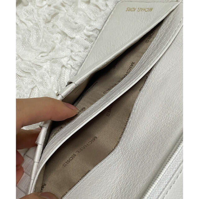 Michael Kors(マイケルコース)のMICHAEL KORS ウォレットショルダーバッグ 財布 スマホ レディースのファッション小物(財布)の商品写真