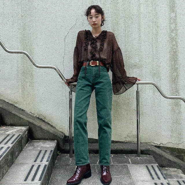 moussy - MOUSSY PLAIN JEANS COLOR STRAIGHTダークグリーンの moussy - MOUSSY PLAIN JEANS COLOR STRAIGHTダークグリーンの