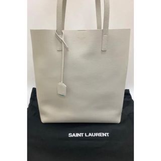 サンローラン(Saint Laurent)のサンローラン　新作　ホワイト　トートバッグ　カバン　ポーチ付き　日本未入荷(トートバッグ)