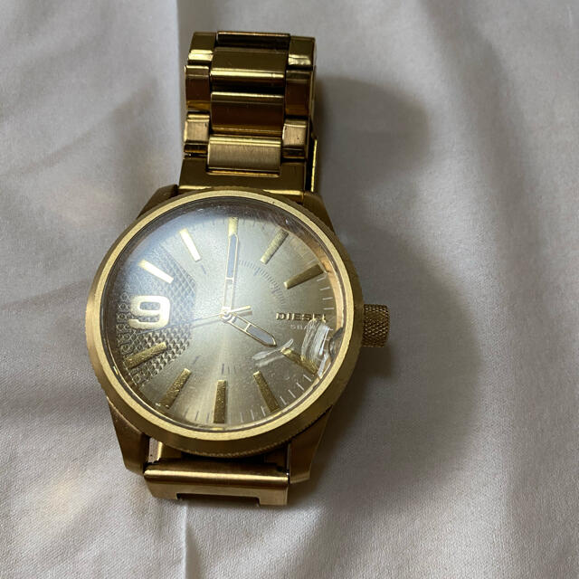 DIESEL(ディーゼル)のdiesel メンズ腕時計　ゴールド メンズの時計(腕時計(アナログ))の商品写真
