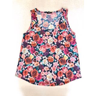 エモダ(EMODA)の【ほぼ未使用品★】EMODA レッド花柄シースルーノースリーブトップス(シャツ/ブラウス(半袖/袖なし))