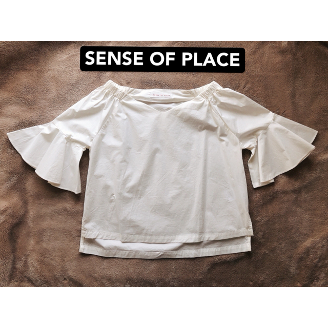 SENSE OF PLACE by URBAN RESEARCH(センスオブプレイスバイアーバンリサーチ)の【値下げ】センスオブプレイス SENSE OF PLACE トップス レディースのトップス(シャツ/ブラウス(半袖/袖なし))の商品写真