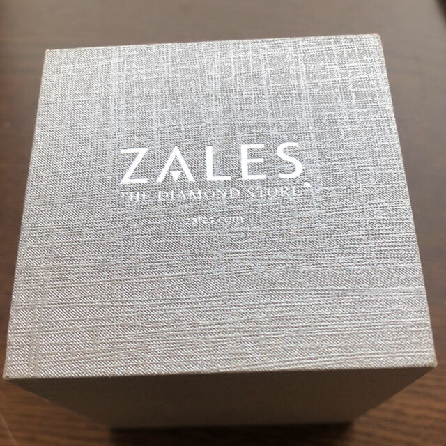 ぴなた様　ZALES  ハーフエタニティダイヤモンドリング　ピンクゴールド レディースのアクセサリー(リング(指輪))の商品写真