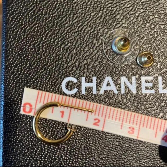 CHANEL シャネル ピアス　フープ　ゴールド　輪っか　ぶら下がりピアス