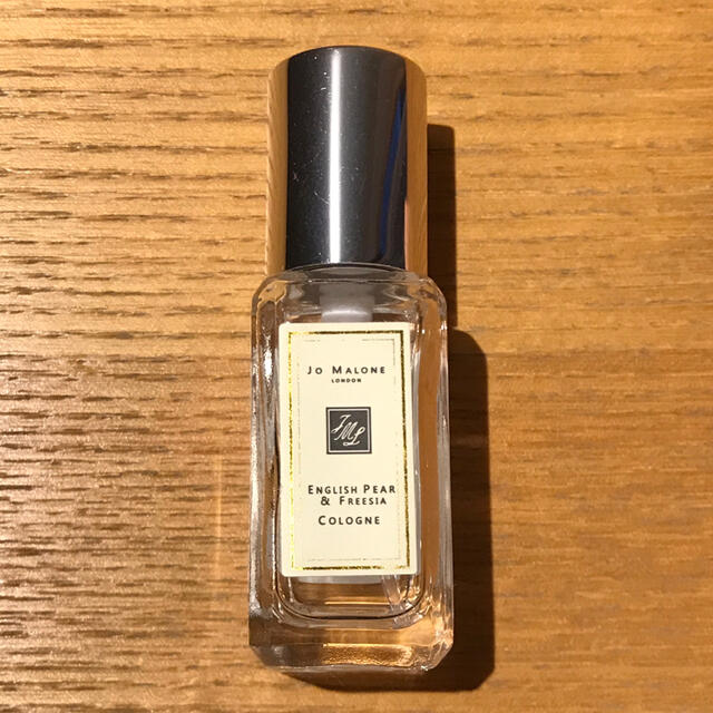 Jo Malone(ジョーマローン)のジョーマローン　イングリッシュペアー&フリージア　9ml コスメ/美容の香水(香水(女性用))の商品写真