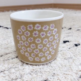 マリメッコ(marimekko)のプケッティ　ラテマグ　新品未使用　正規品(グラス/カップ)