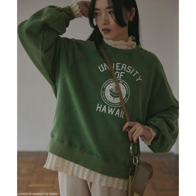 Ameri VINTAGE(アメリヴィンテージ)の【Ameri VINTAGE】AMERI HAWAII COLLEGE TOP レディースのトップス(トレーナー/スウェット)の商品写真