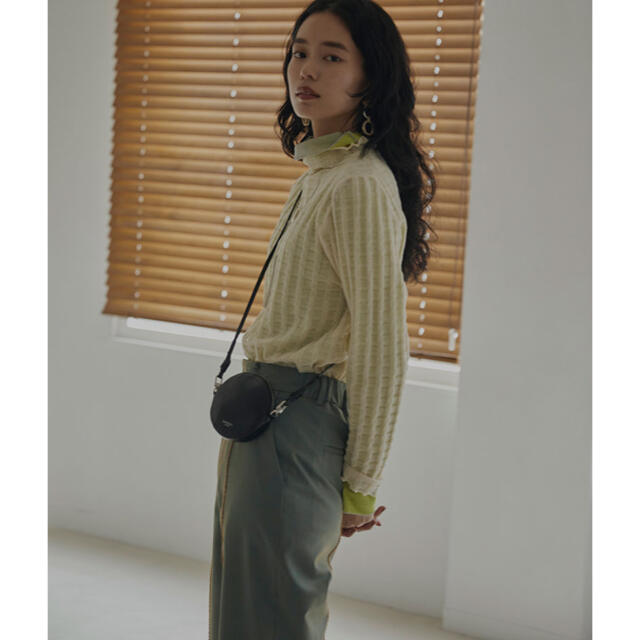 Ameri VINTAGE(アメリヴィンテージ)の【Ameri VINTAGE】PLAID SHEER TURTLE KNIT 白 レディースのトップス(ニット/セーター)の商品写真