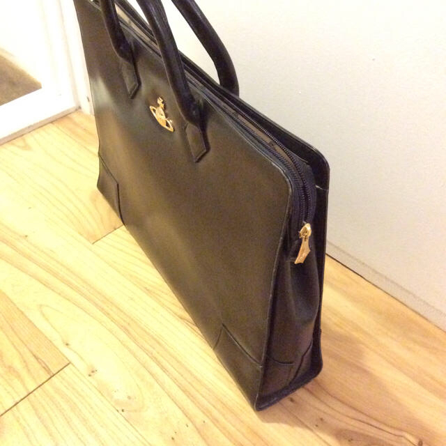 セール！美品☆Vivienne Westwood 黒バッグ