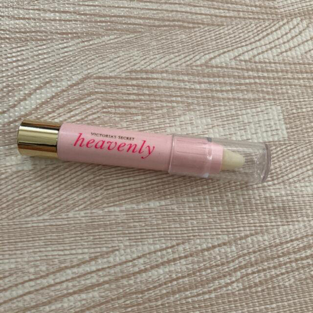 Victoria's Secret(ヴィクトリアズシークレット)のフレグランスクレヨン　heavenly コスメ/美容の香水(その他)の商品写真