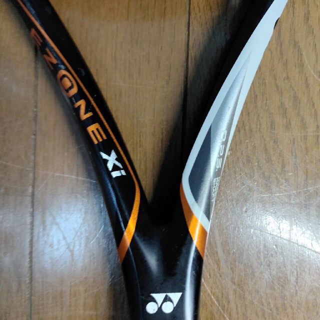 YONEX(ヨネックス)の値下　ヨネックス　EZONE Xi 98　テニスラケット　G2　ブラック　硬式用 スポーツ/アウトドアのテニス(ラケット)の商品写真