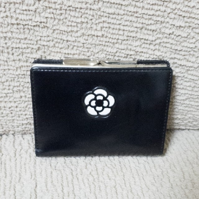 CLATHAS(クレイサス)のCLATHASクレイサス　がま口財布　黒 レディースのファッション小物(財布)の商品写真