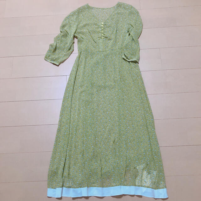 新品????タグ付き　ロングワンピース