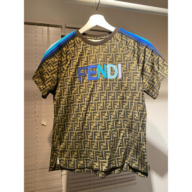 FENDI(フェンディ)のFENDITシャツ レディースのトップス(Tシャツ(半袖/袖なし))の商品写真