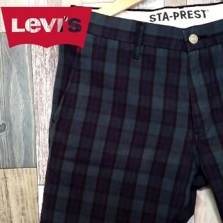 リーバイス(Levi's)の古着 リーバイス クロップドパンツ かわいいチェック柄 W32インチ(その他)