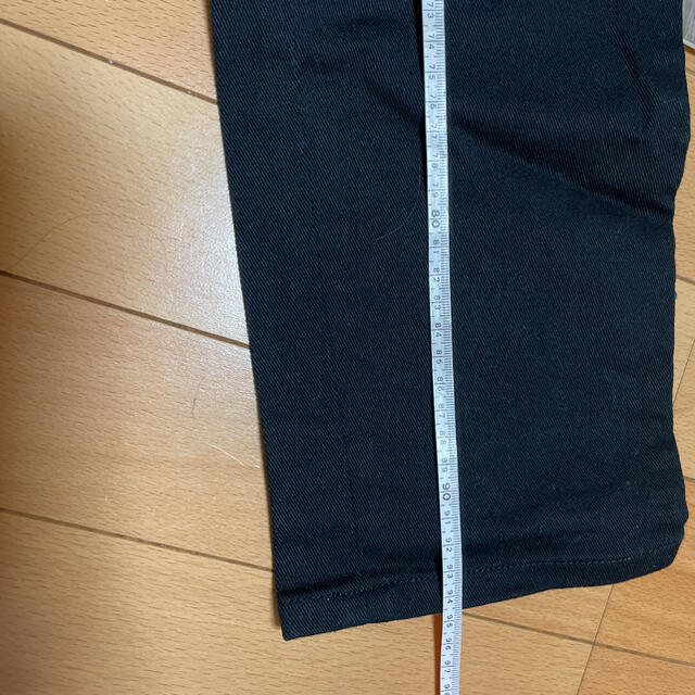 GU(ジーユー)のGU 黒　デニム　スキニー　パンツ　ジーンズ メンズのパンツ(デニム/ジーンズ)の商品写真