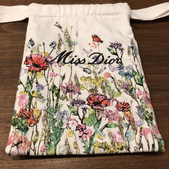 Dior(ディオール)のDIOR ノベルティ 花柄巾着 レディースのファッション小物(ポーチ)の商品写真