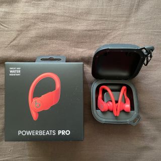 アップル(Apple)のpowerbeats pro レッド(ヘッドフォン/イヤフォン)