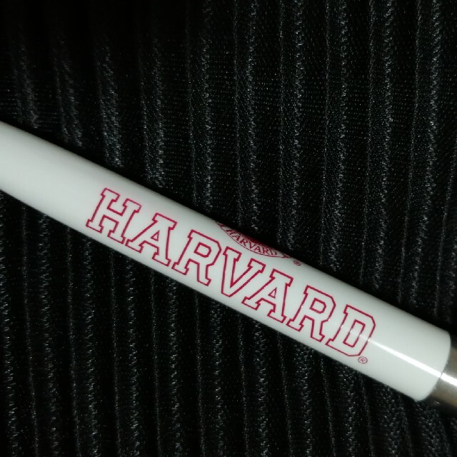 Parker(パーカー)のParker パーカー ボールペン ハーバード大学 Harvard 銀 白 赤 インテリア/住まい/日用品の文房具(ペン/マーカー)の商品写真