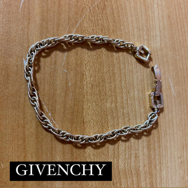 GIVENCHY(ジバンシィ)のMASAKI 様専用GIVENCHY バングル メンズのアクセサリー(バングル/リストバンド)の商品写真