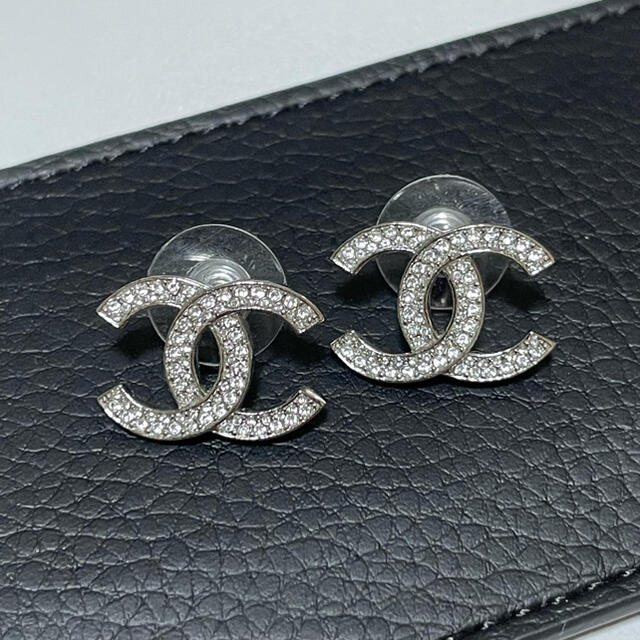 CHANEL(シャネル)のCHANEL (シャネル) ココマーク ピアス レディースのアクセサリー(ピアス)の商品写真