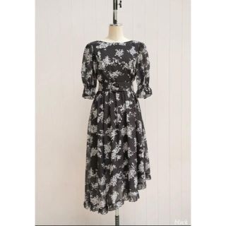 ハーリップトゥ(Her lip to)の【未使用美品  BLK】Asymmetrical Floral Dress(ロングワンピース/マキシワンピース)