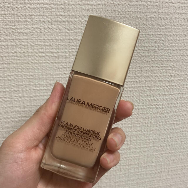 laura mercier(ローラメルシエ)の【割引中です‼️】ローラメルシエ　リキッドファンデーション コスメ/美容のベースメイク/化粧品(ファンデーション)の商品写真