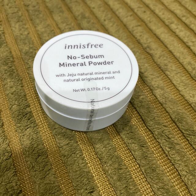 Innisfree(イニスフリー)の【新品未使用】イニスフリー　パウダー コスメ/美容のベースメイク/化粧品(フェイスパウダー)の商品写真