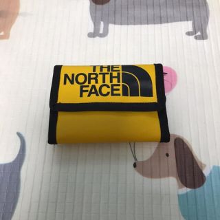 ザノースフェイス(THE NORTH FACE)の新品 海外 ノースフェイス 財布 ベースキャンプ(折り財布)