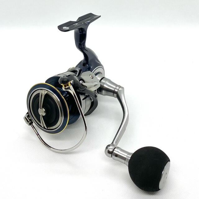 美品】DAIWA ダイワ 19セルテート LT5000D スピニングリール 美品】DAIWA ダイワ 19セルテート LT5000D スピニングリール