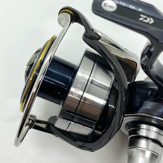 美品】DAIWA ダイワ 19セルテート LT5000D スピニングリール 美品】DAIWA ダイワ 19セルテート LT5000D スピニングリール