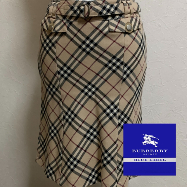 BURBERRY BLUE LABEL(バーバリーブルーレーベル)のBurberry☆膝丈スカート36 レディースのスカート(ひざ丈スカート)の商品写真