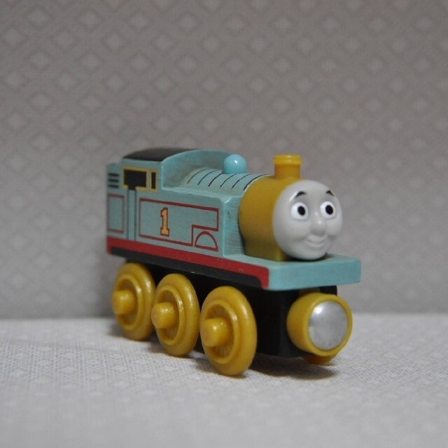 きかんしゃトーマス 大図鑑 240ページ!!木製トーマススペシャル きかんしゃトーマス 大図鑑 240ページ!!木製トーマススペシャル