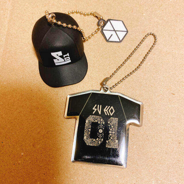 EXO(エクソ)のEXO スホ キーホルダー エンタメ/ホビーのタレントグッズ(アイドルグッズ)の商品写真