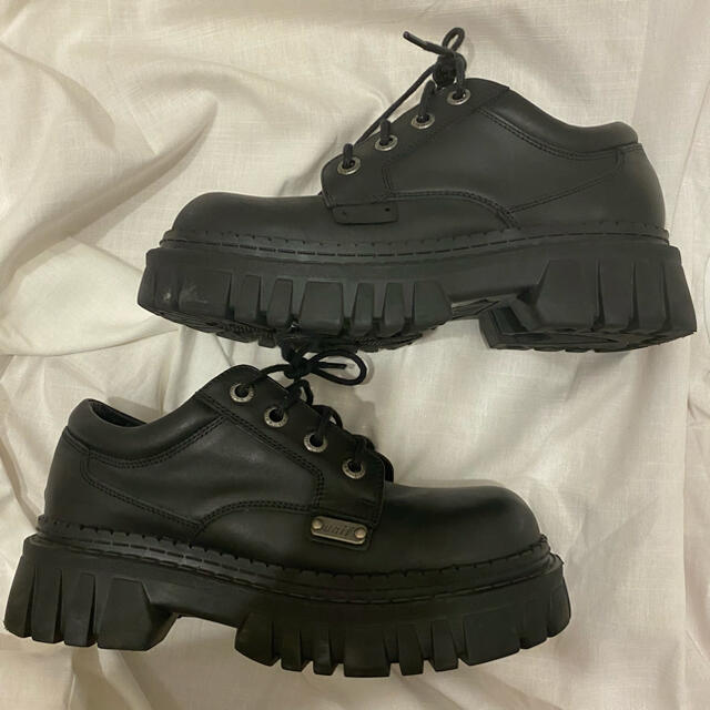 UNIF(ユニフ)のUNIF  ユニフ　ローファー　厚底　TRAIL SHOE レディースの靴/シューズ(ローファー/革靴)の商品写真