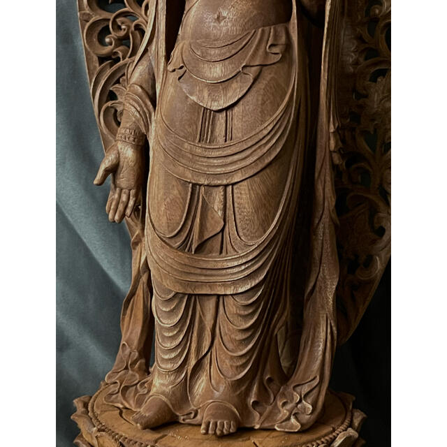 大型高62cm 仏教工芸品　楠材製　極上彫　木彫仏像　十一面観音菩薩座像